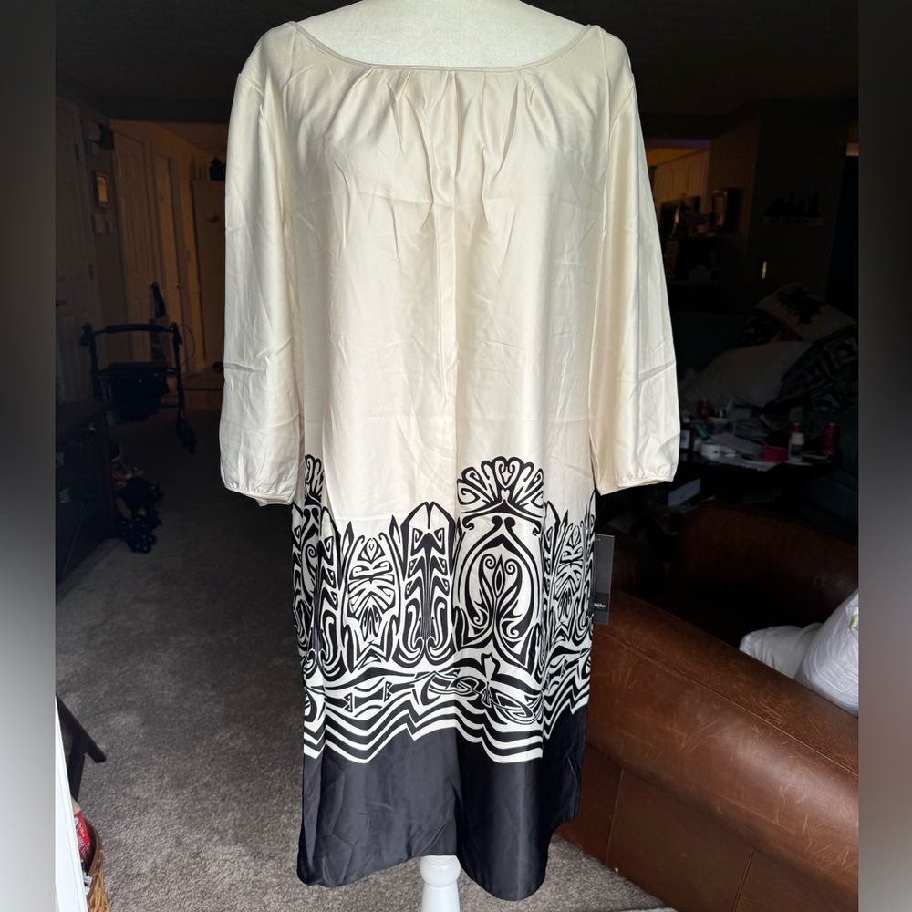 NWT Massimo Elegant Cream/Black Dress